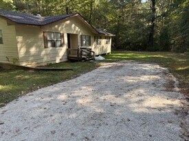 129 Calloway Dr in Haughton, LA - Building Photo