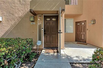 922 S Country Glen Way in Anaheim, CA - Building Photo - Building Photo