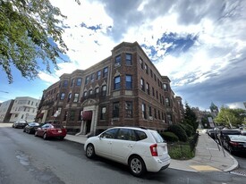 39 Glenville Ave in Boston, MA - Building Photo