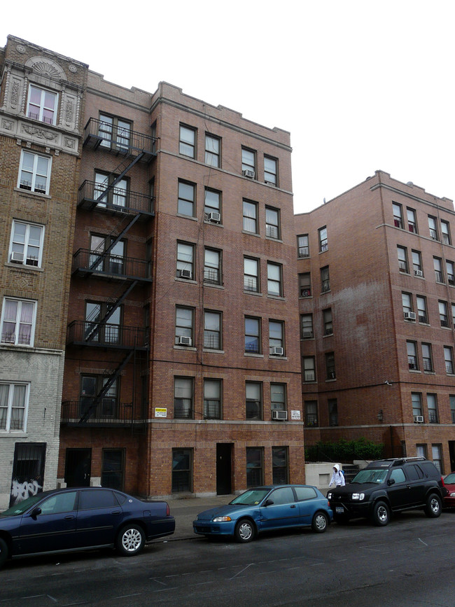 2894 Grand Concourse