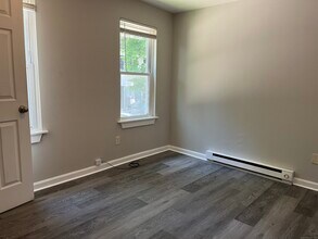 47 Commerce Ave in Killingly, CT - Building Photo - Building Photo