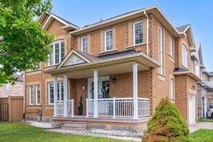 14 Westbrook Av in Brampton, ON - Building Photo