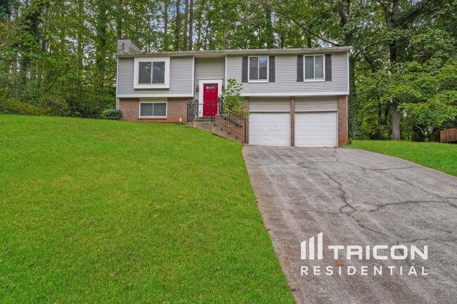 property at 5909 Chatham Ct NW