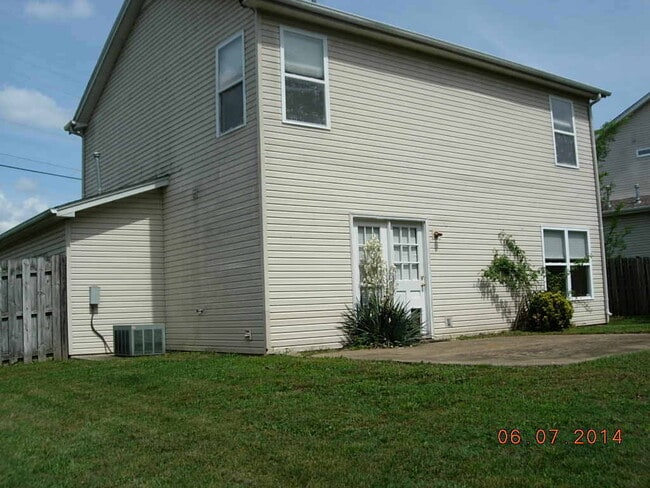 property at 7021 Lexington Point Dr