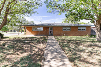 4922 12th St in Lubbock, TX - Building Photo - Building Photo