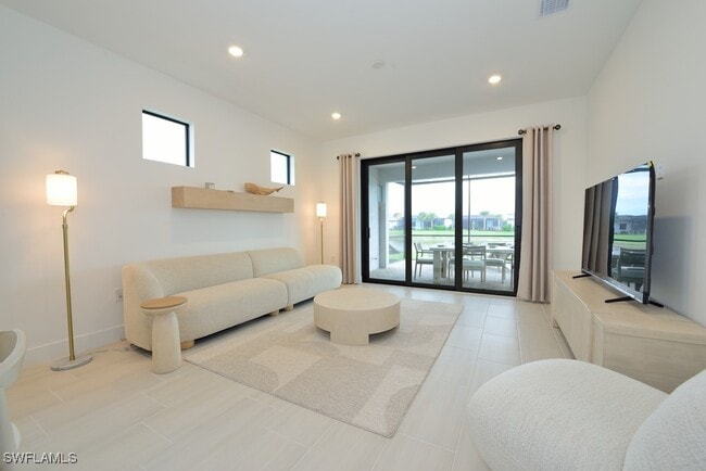 1904 Sierra Ct in Naples, FL - Building Photo - Building Photo