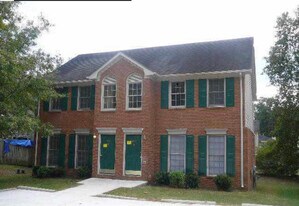 5222 Ridge Forest Dr