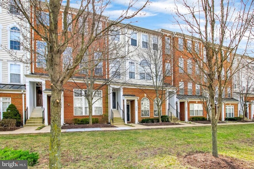 42252 Black Rock Terrace, Unit 1403D in Stone Ridge, VA - Building Photo