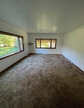 3266 Ravenwood Ave in Ann Arbor, MI - Building Photo - Building Photo