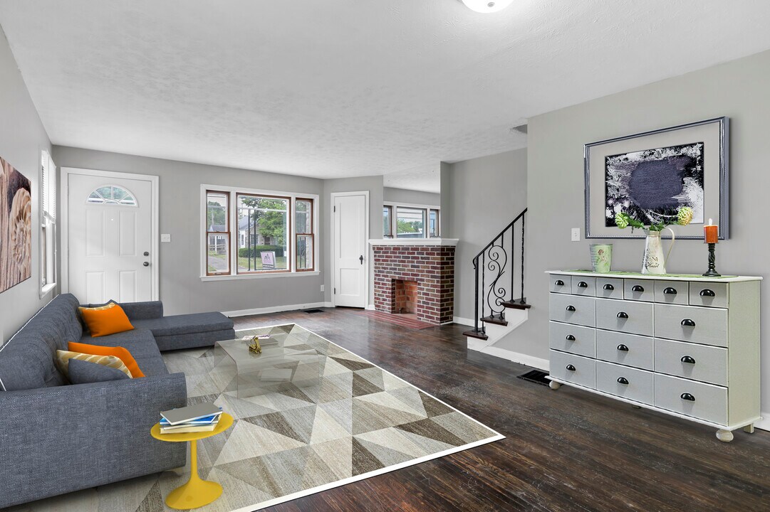 3086 Sullivant Ave, Unit 3086 Sullivant in Columbus, OH - Building Photo