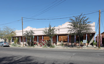 335-345 E 12th St in Tucson, AZ - Foto de edificio - Building Photo