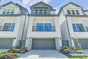 5703 Balbo St in Houston, TX - Building Photo