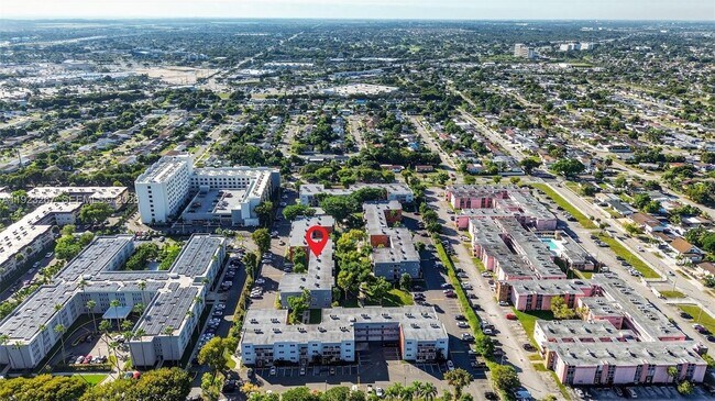 11309 SW 200th St in Miami, FL - Building Photo - Building Photo