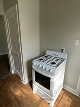 708 Roberts St in Denton, TX - Building Photo - Building Photo