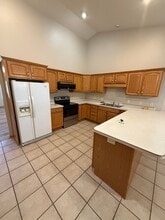 1307 Kernan Ct in Eau Claire, WI - Building Photo - Building Photo