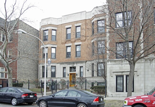 954 W Cuyler Ave in Chicago, IL - Foto de edificio - Building Photo