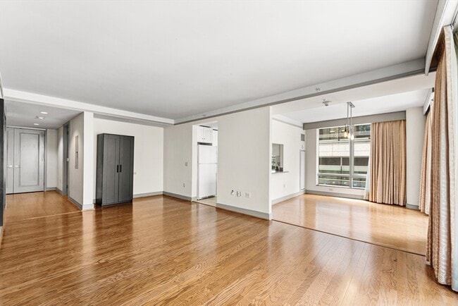 property at 3 Avery St
