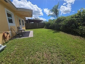 208 SW 15th Pl in Homestead, FL - Building Photo - Building Photo
