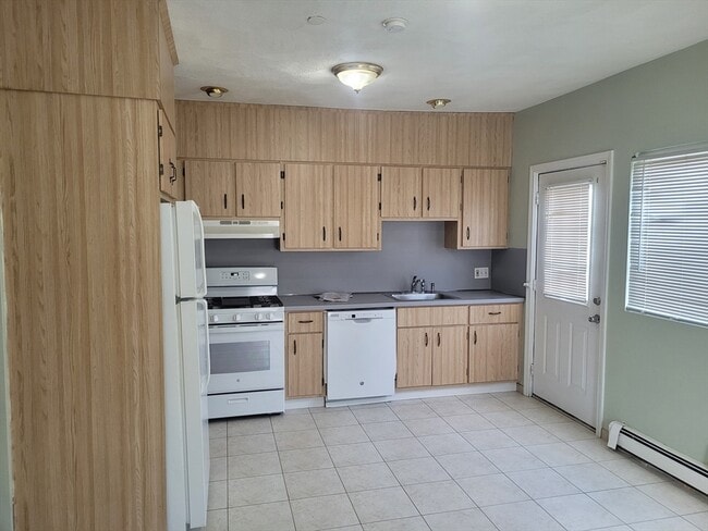 property at 30 Courtland St