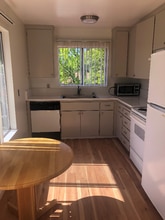 497 La Conner Dr in Sunnyvale, CA - Foto de edificio - Building Photo