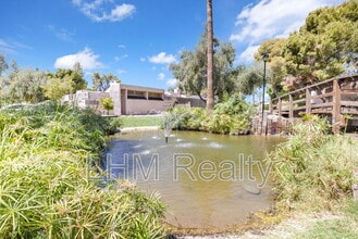 930 S Dobson Rd in Mesa, AZ - Building Photo - Building Photo