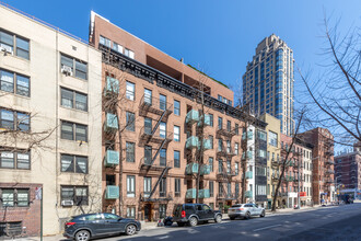 Beekman Hill Co-Op Apartments in New York, NY - Building Photo - Building Photo