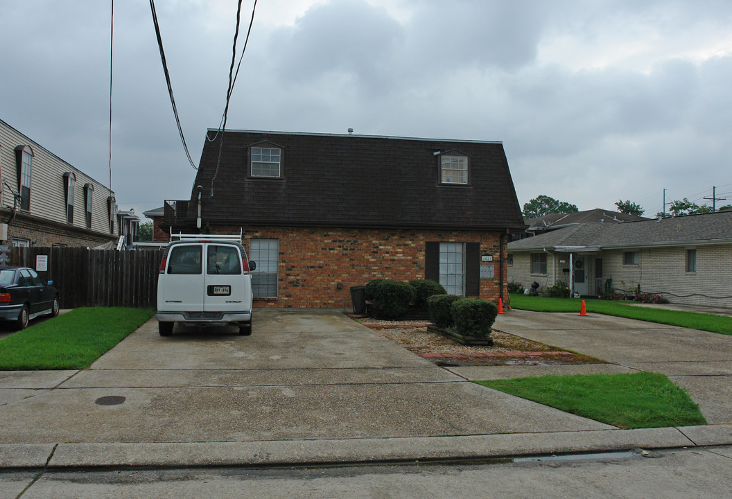 4421 Herrmann St in Metairie, LA - Building Photo