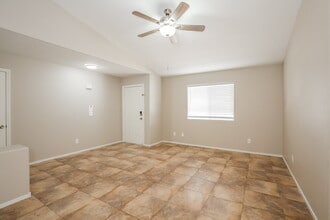 7308 Young Doe Ave in Las Vegas, NV - Building Photo - Building Photo