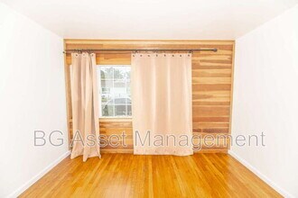 2829 Brook Way in San Pablo, CA - Building Photo - Building Photo