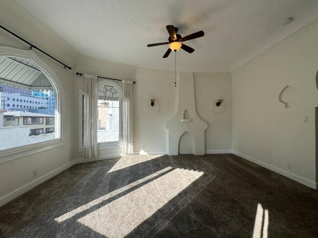6407 1/2 Orange St in Los Angeles, CA - Building Photo - Building Photo