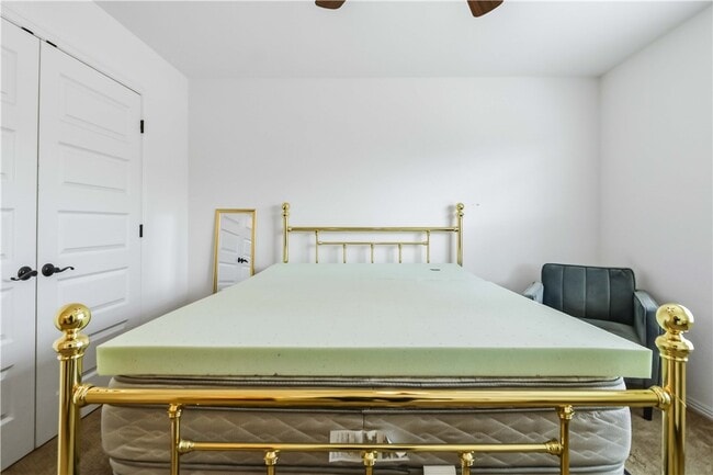 1299 N Sicily Ln in Fayetteville, AR - Building Photo - Building Photo