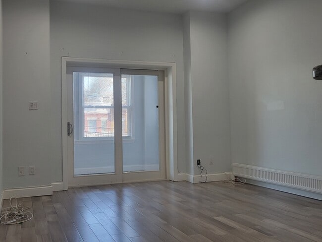 8538 102nd St, Unit 2 Fl