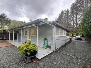 127 Bolinas Ave in Ross, CA - Building Photo - Building Photo
