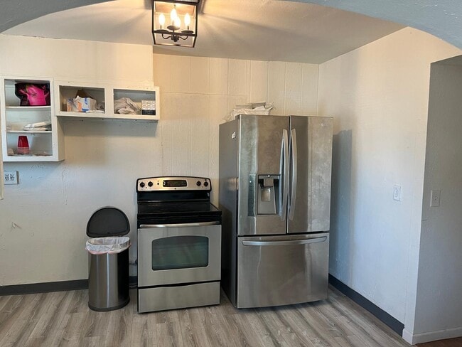 10025 N 14th St in Phoenix, AZ - Building Photo - Building Photo