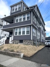 624 Bishop Ave in Bridgeport, CT - Building Photo - Building Photo