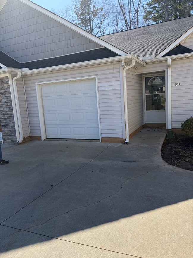 517 Victoria Manor Dr in Boiling Springs, SC - Foto de edificio - Building Photo