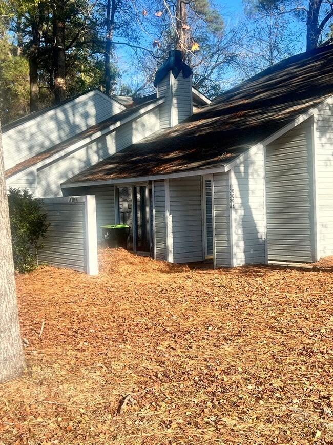 1000A Kings Way in New Bern, NC - Building Photo - Building Photo