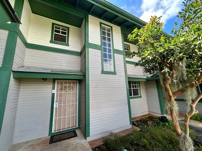 95-1042-1042 Kuauli St in Mililani, HI - Building Photo - Building Photo