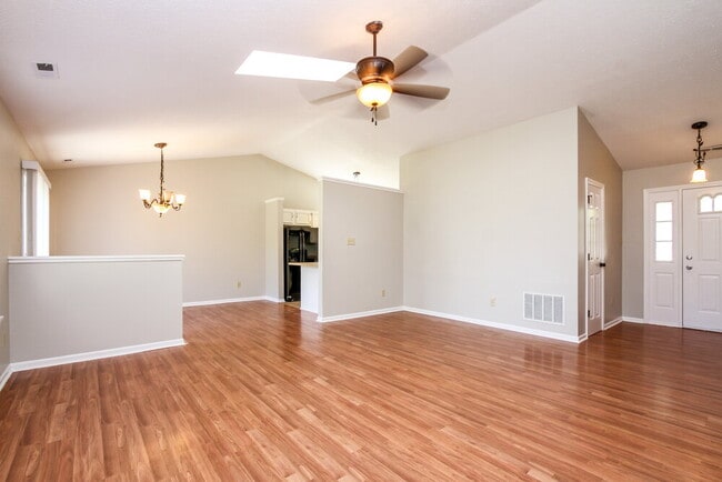 8165 Shortleaf Ct in Indianapolis, IN - Building Photo - Building Photo