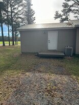 26908 Plantation Rd, Unit Apartment in Crisfield, MD - Building Photo
