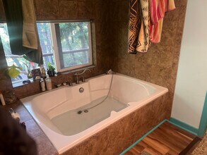 2222 Rock Creek Rd in Nevada City, CA - Building Photo - Building Photo