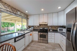 3271 Hilldale Ave in Simi Valley, CA - Building Photo - Building Photo