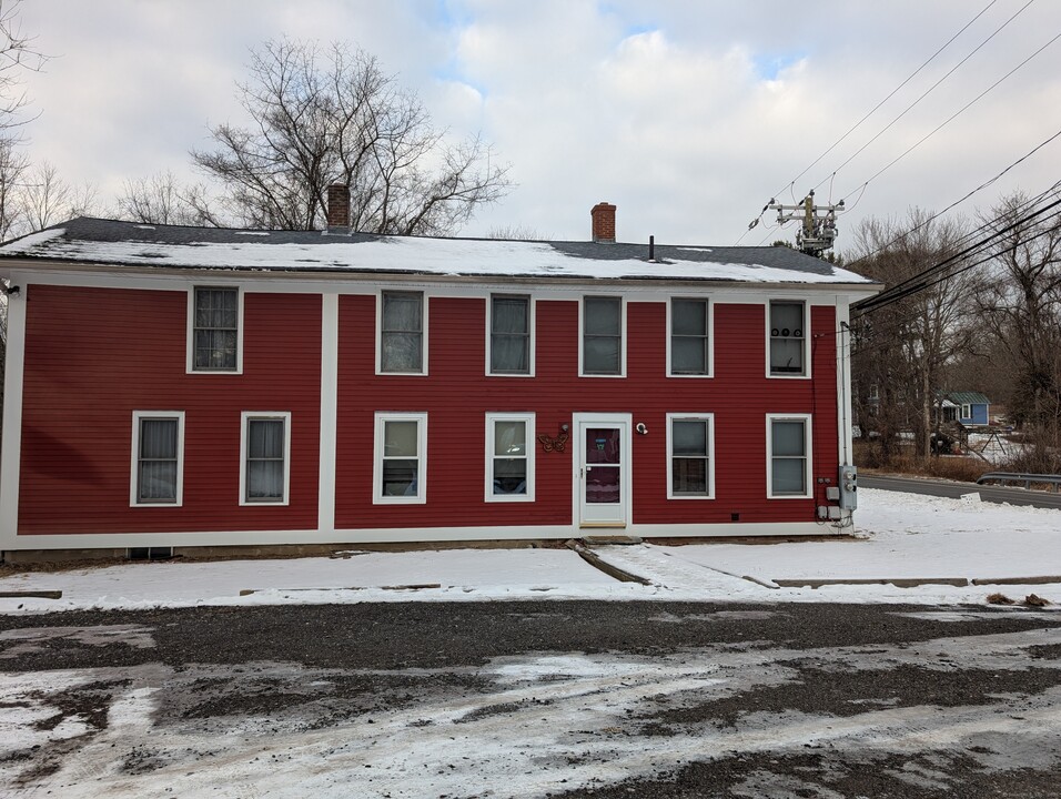 955 Main St in Coventry, CT - Building Photo