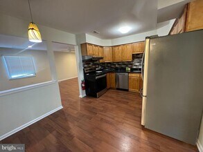 45 Windsor Mews in Cherry Hill Township, NJ - Building Photo - Building Photo