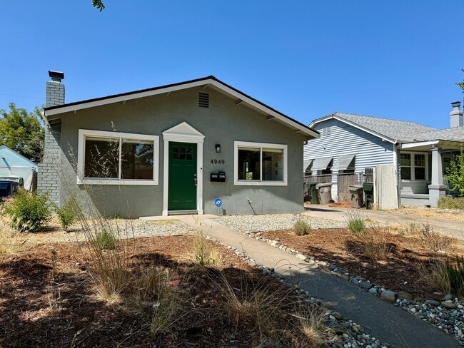 4949 13th Ave in Sacramento, CA - Building Photo - Building Photo