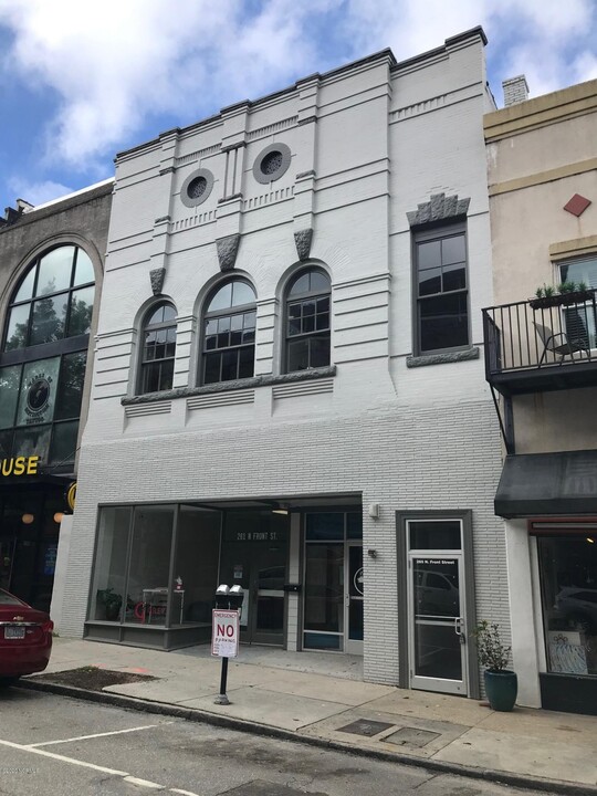 265 N Front St in Wilmington, NC - Building Photo