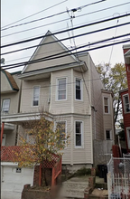 107 Grant Ave in Jersey City, NJ - Building Photo - Building Photo
