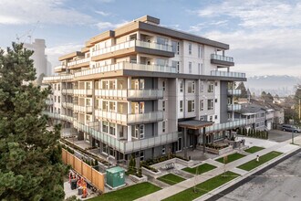 Brio Apartments in Burnaby, BC - Building Photo - Primary Photo