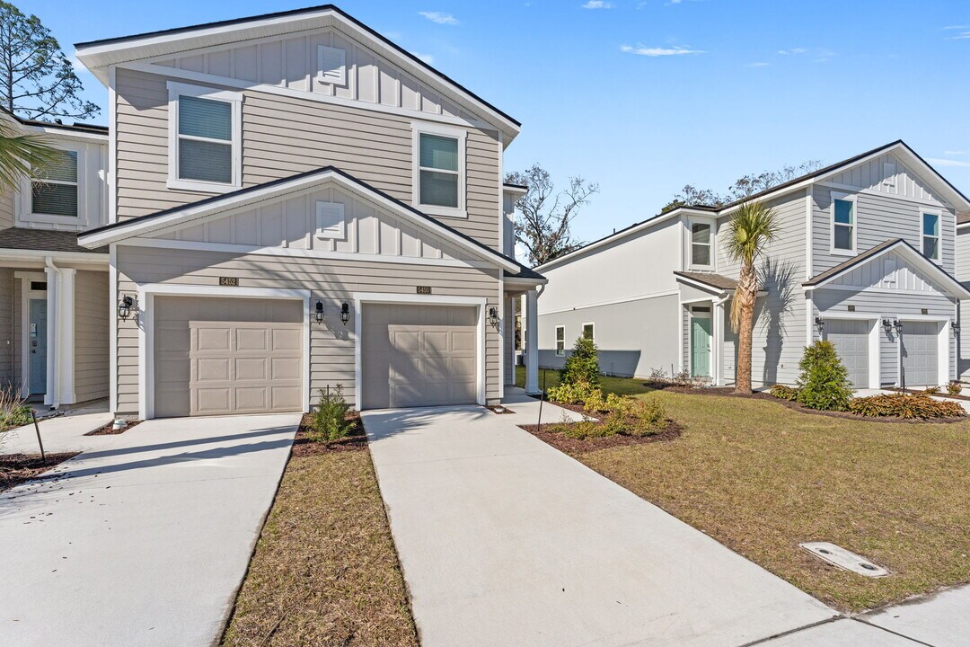 5450 Broad Brg Wy in Jacksonville, FL - Building Photo