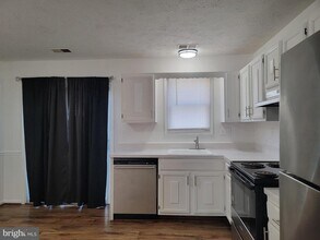 4197 Drake Ct in Waldorf, MD - Building Photo - Building Photo